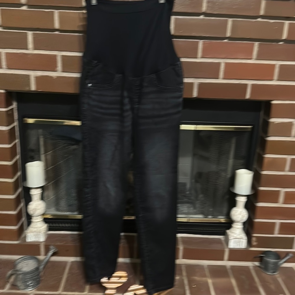 So.. maternity jeans over belly D02